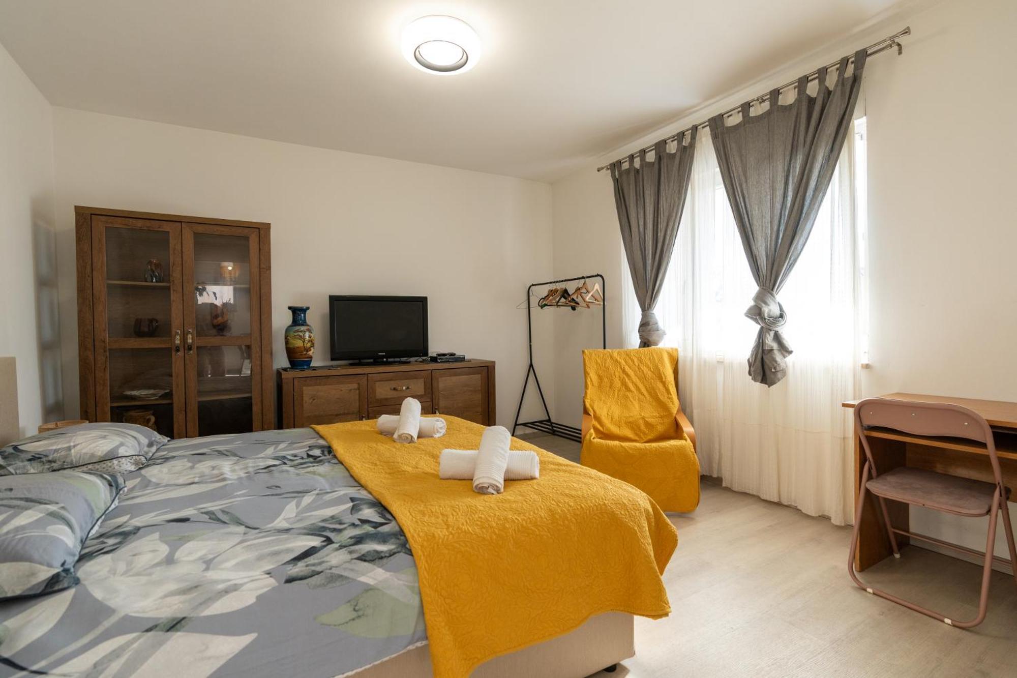 Two-Bedroom Apartment Rea In Ρόβινι Εξωτερικό φωτογραφία
