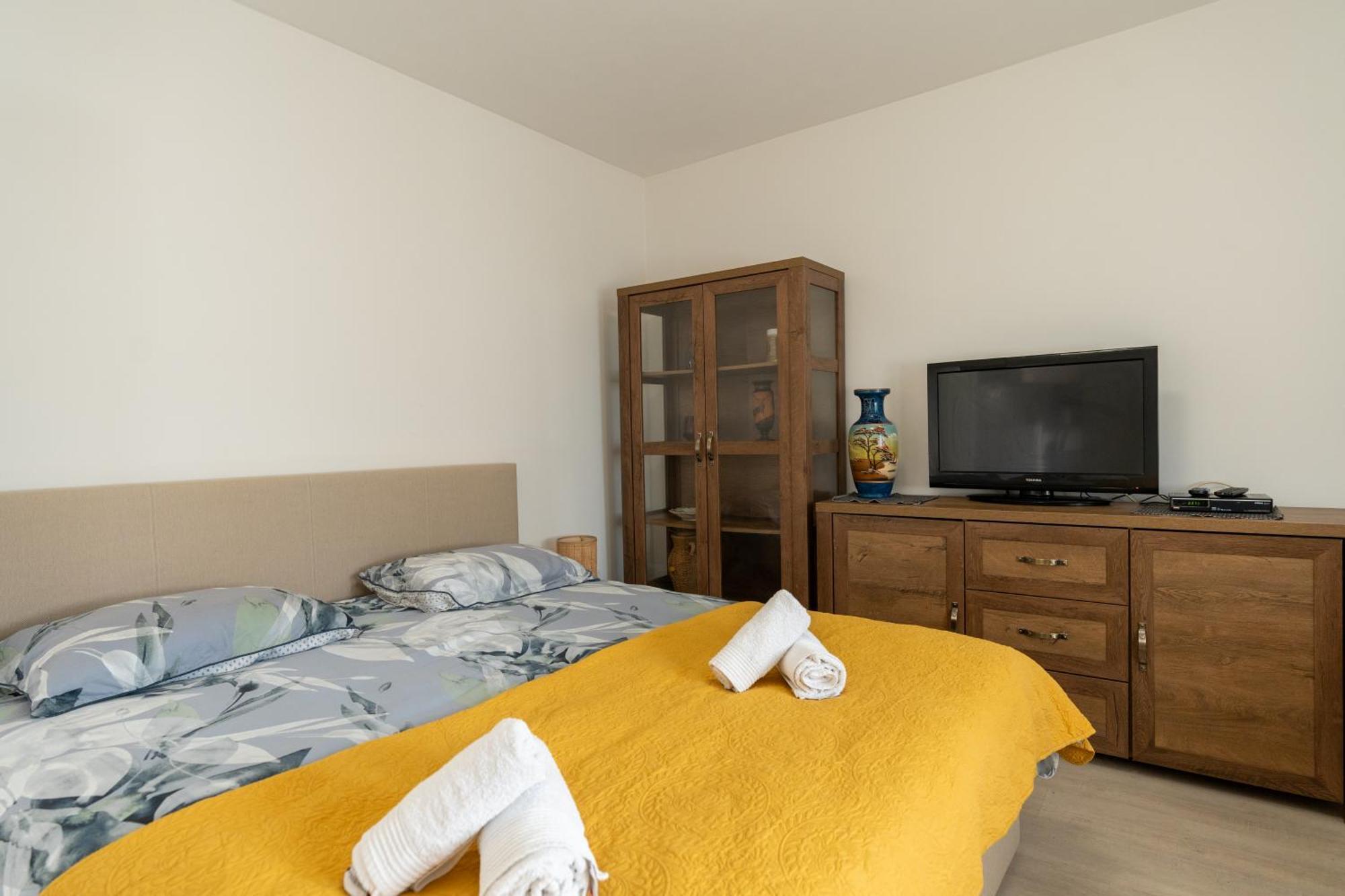 Two-Bedroom Apartment Rea In Ρόβινι Εξωτερικό φωτογραφία